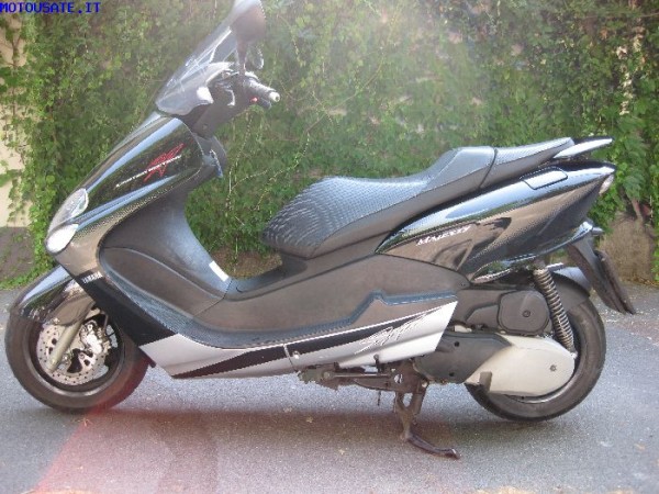 FARO ANTERIORE COMPLETO headlight original for YAMAHA MAJESTY 180